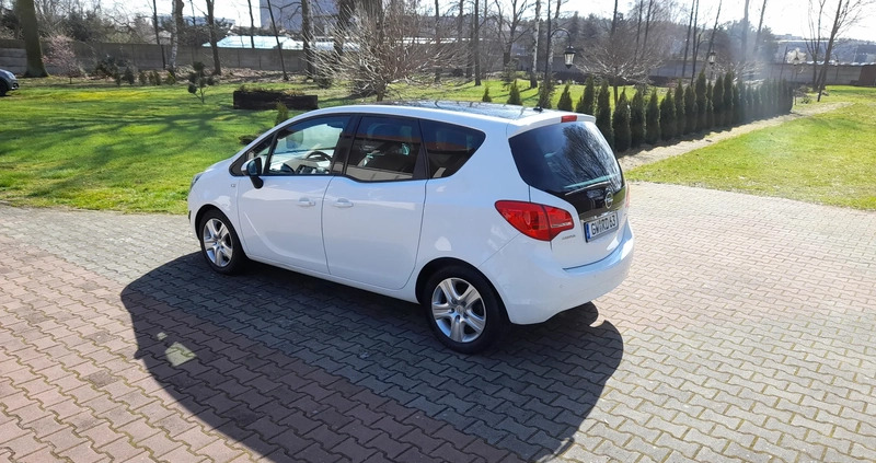 Opel Meriva cena 24000 przebieg: 193000, rok produkcji 2012 z Młynary małe 466